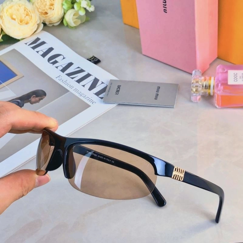 Miu Miu Sunglasses Efficient 281452