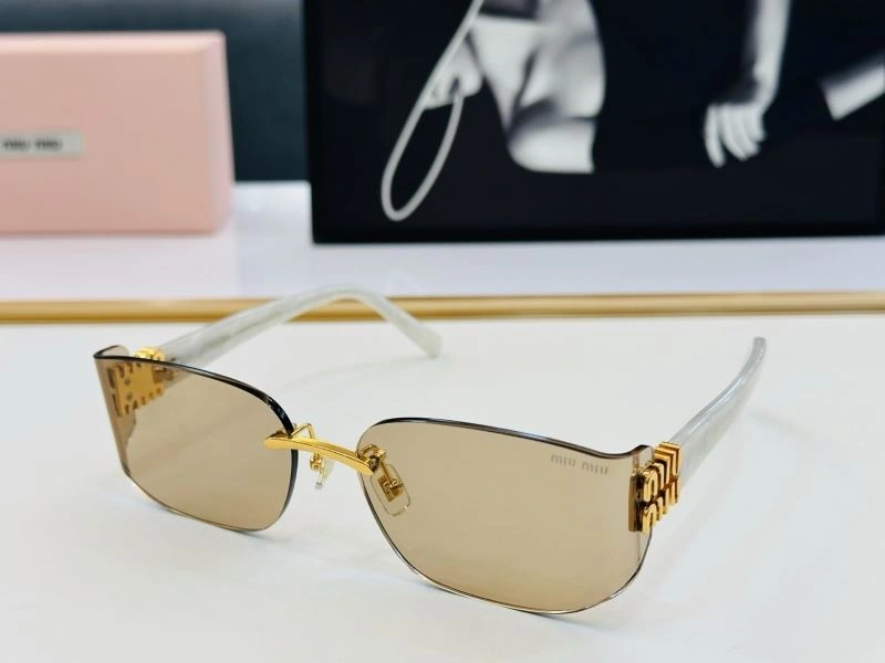 Miu Miu Sunglasses Elegant 281462