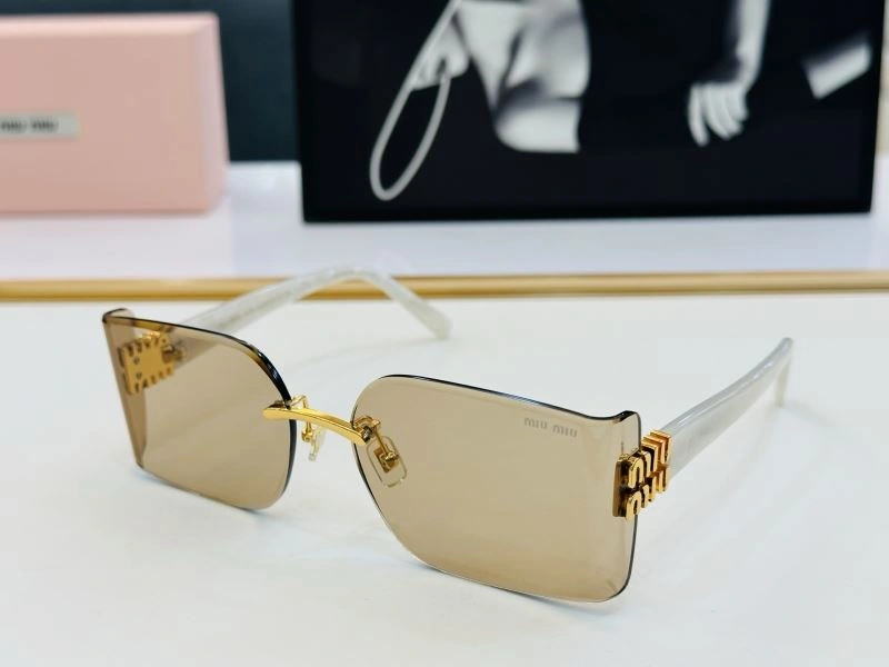 Bold Miu Miu Sunglasses 281455