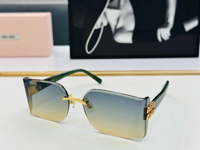 Bold Miu Miu Sunglasses 281455