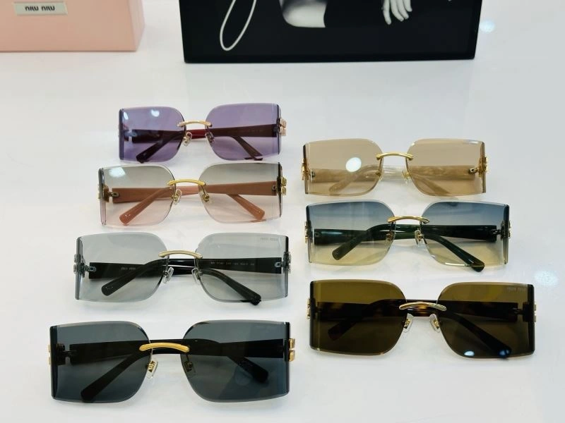Bold Miu Miu Sunglasses 281455