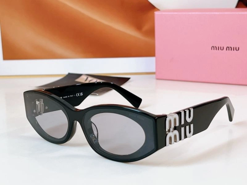 Miu Miu Sunglasses MoistureWicking 281432