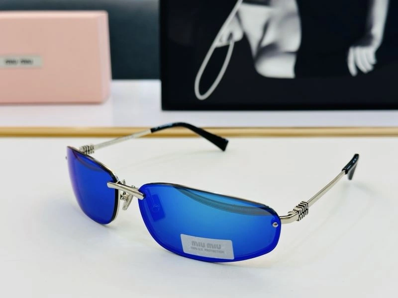 Breathable Miu Miu Sunglasses 281431