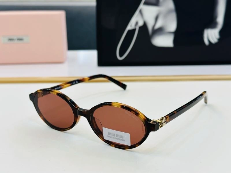 Miu Miu Sunglasses Minimalist 281430