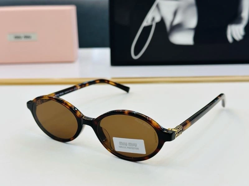 Miu Miu Sunglasses Minimalist 281430