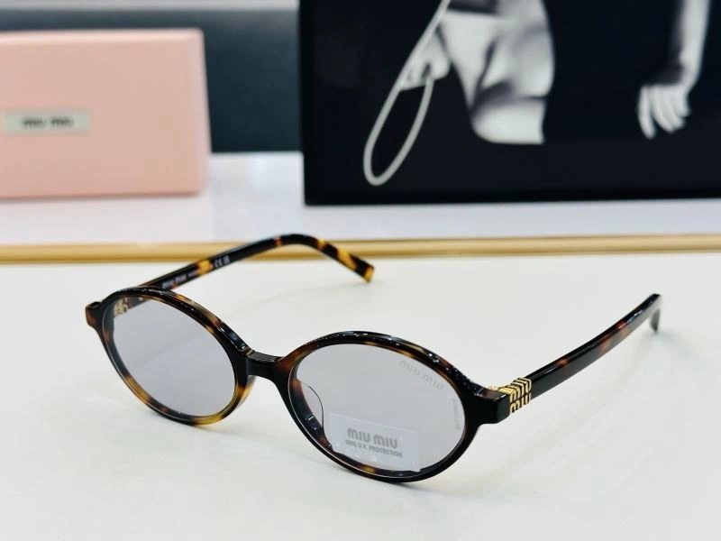 Miu Miu Sunglasses Minimalist 281430