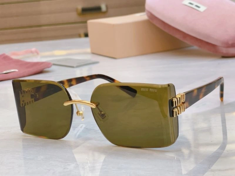 Miu Miu Sunglasses Comfortable 281419