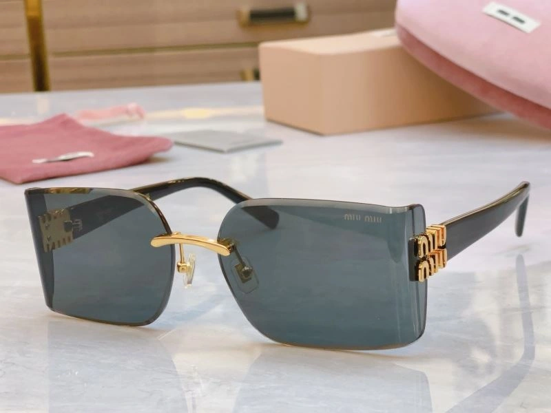 Miu Miu Sunglasses Comfortable 281419