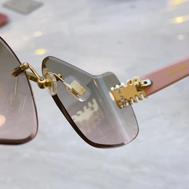 Miu Miu Sunglasses Comfortable 281419