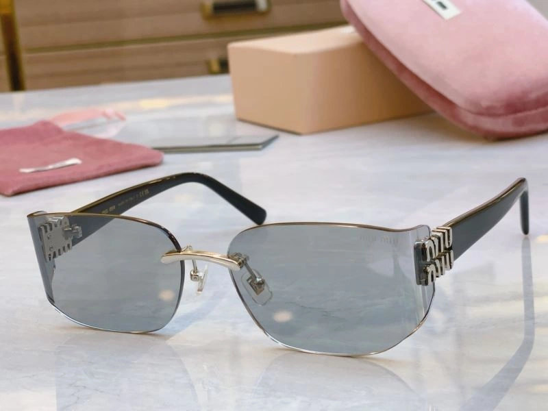 Miu Miu Sunglasses StreetReady 281400