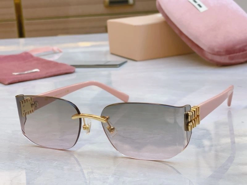 Miu Miu Sunglasses StreetReady 281400