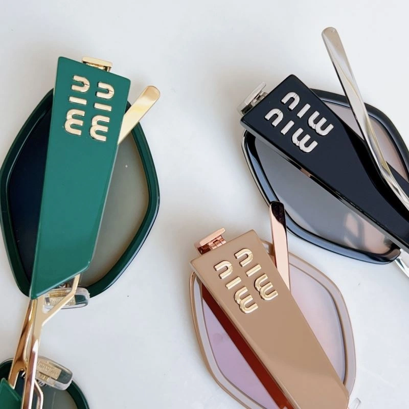 Miu Miu Sunglasses Flexible 281411