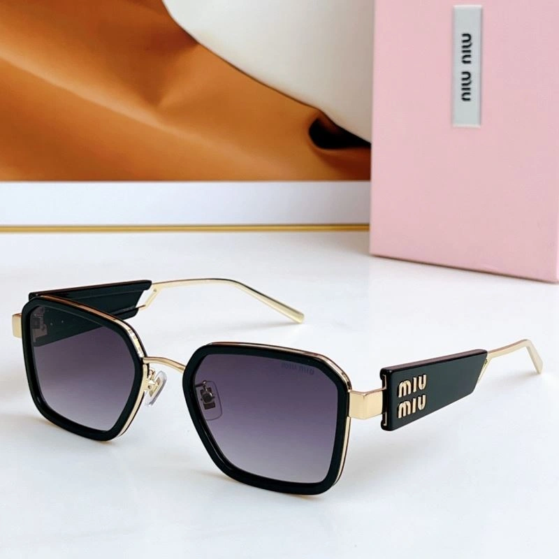Miu Miu Sunglasses Vibrant 281418