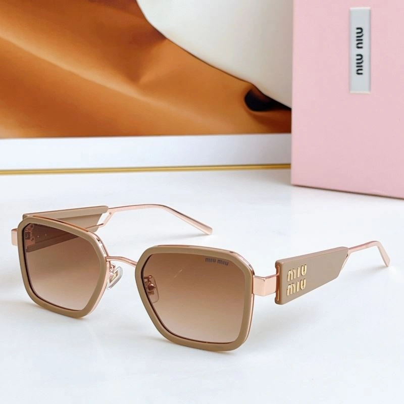 Miu Miu Sunglasses Vibrant 281418