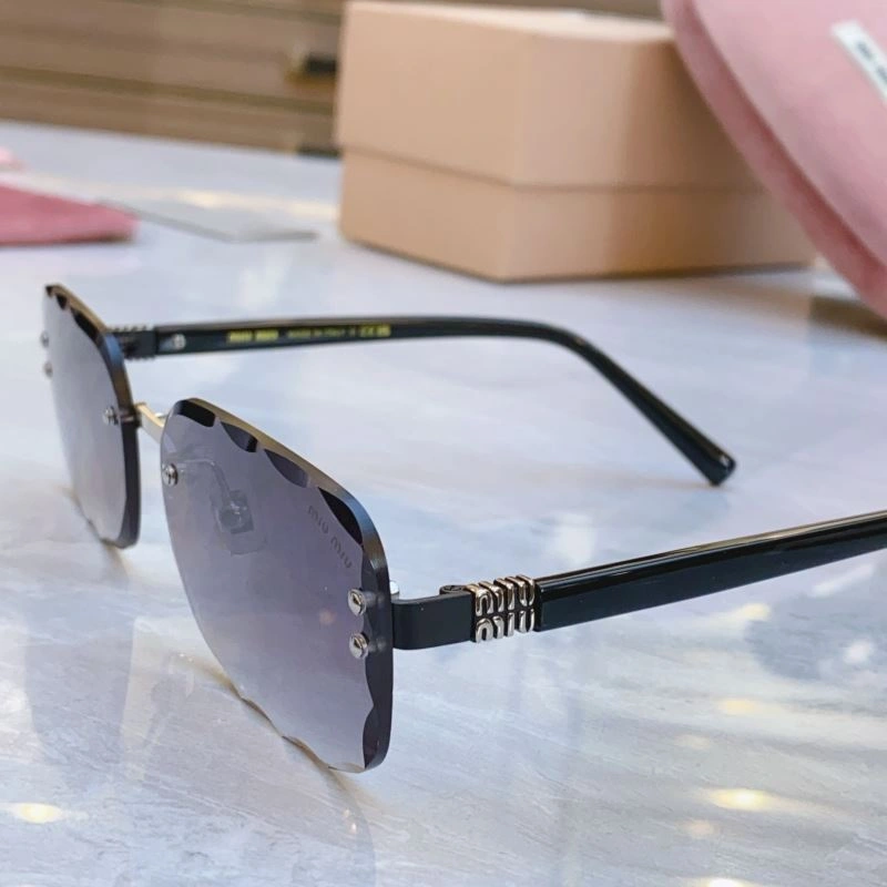 Miu Miu Sunglasses Sporty 281405