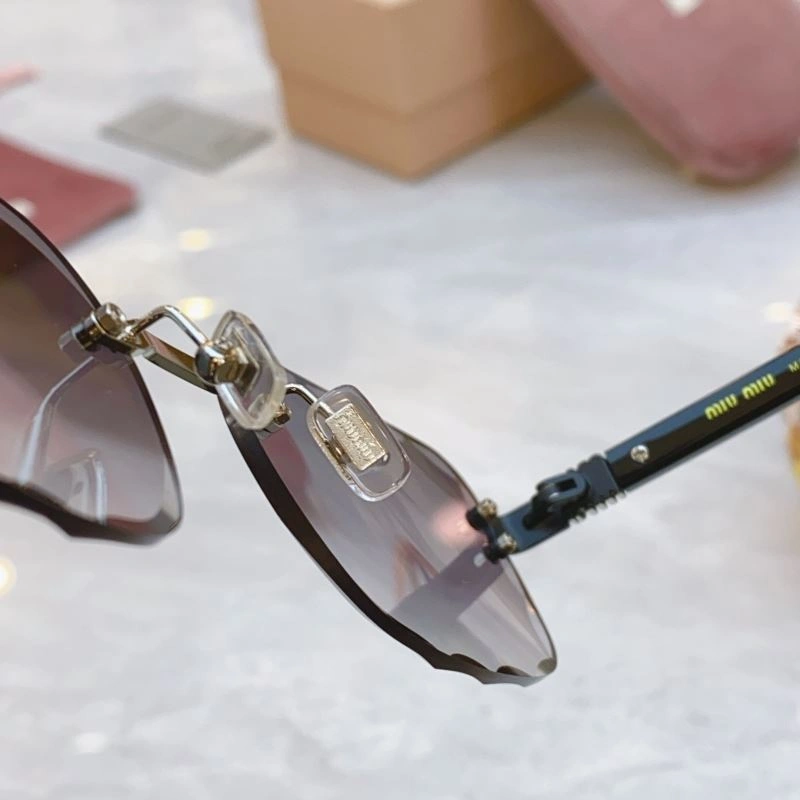 Miu Miu Sunglasses Sporty 281405
