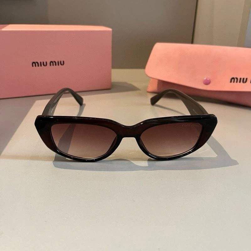 Fashionable Miu Miu Sunglasses 281404
