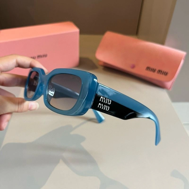 Miu Miu Sunglasses MoistureWicking 281401