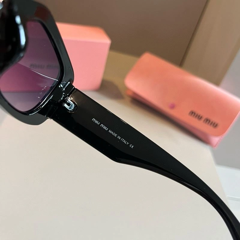 Miu Miu Sunglasses Bright 281397