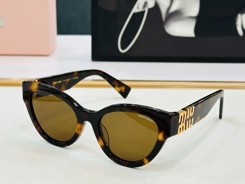 MultiPurpose Miu Miu Sunglasses 281416