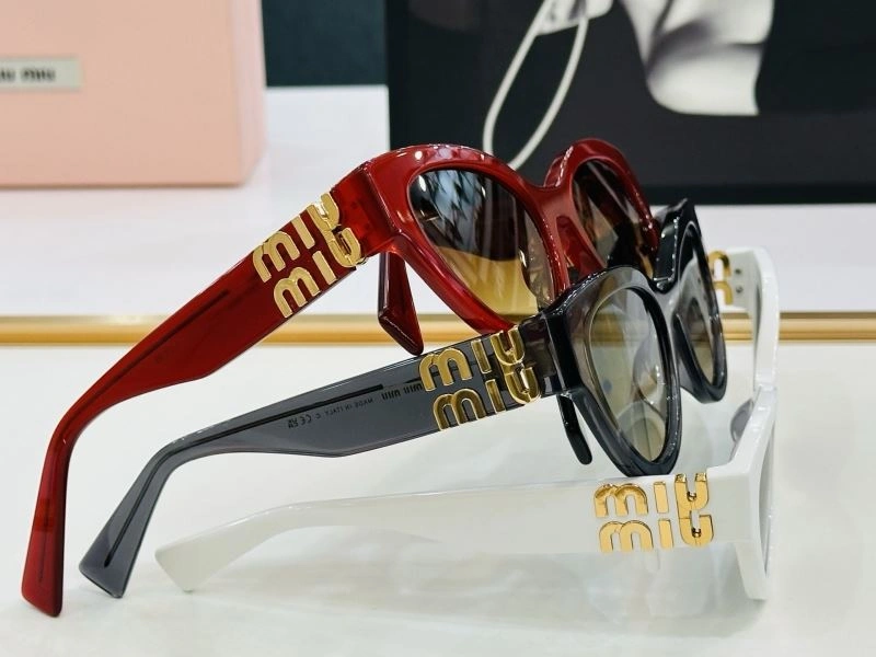MultiPurpose Miu Miu Sunglasses 281416