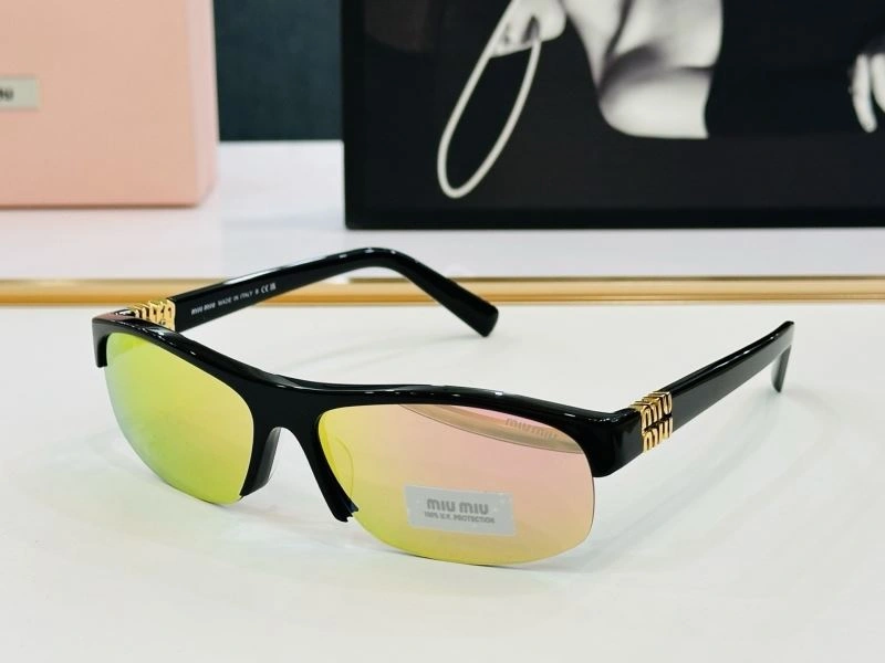 FlexibleFit Miu Miu Sunglasses 281417