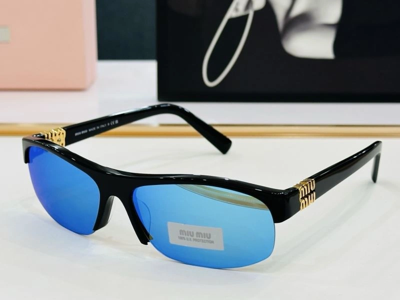 FlexibleFit Miu Miu Sunglasses 281417