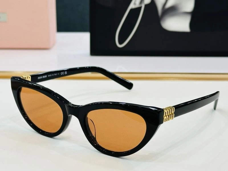 Bold Miu Miu Sunglasses 281390