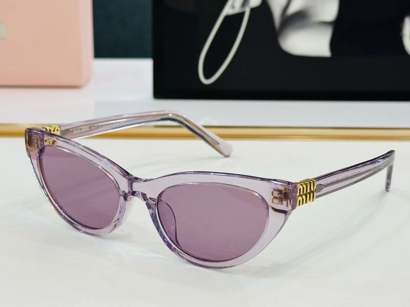Bold Miu Miu Sunglasses 281390