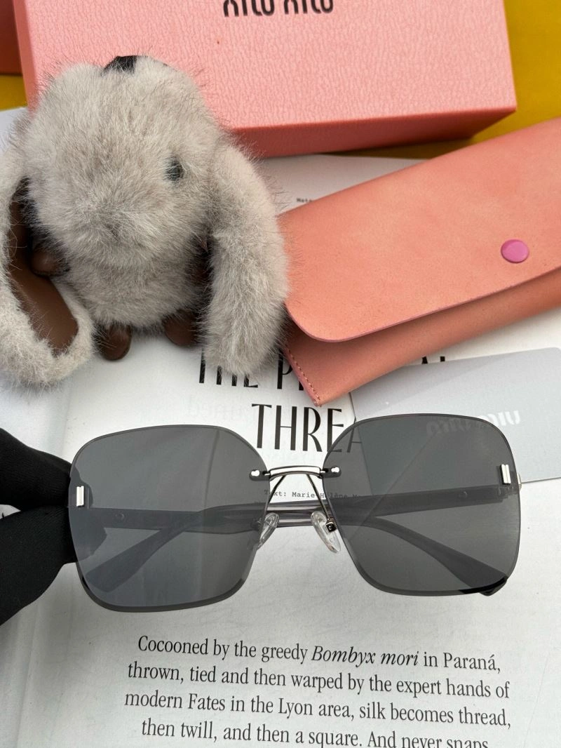 GoodFit Miu Miu Sunglasses 281399