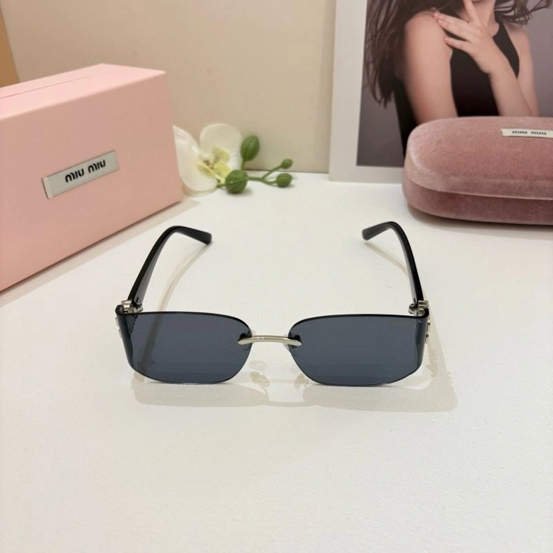 Neat Miu Miu Sunglasses 281389