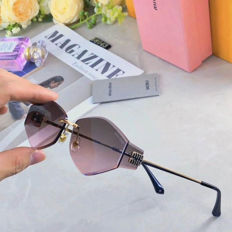 Miu Miu Sunglasses Sleek 281409