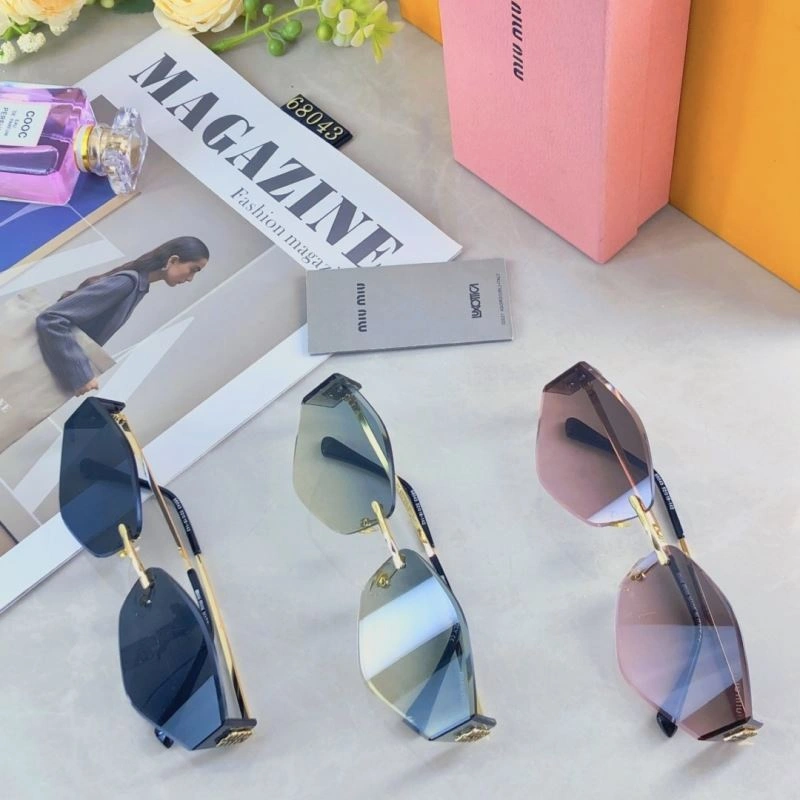 Miu Miu Sunglasses Sleek 281409