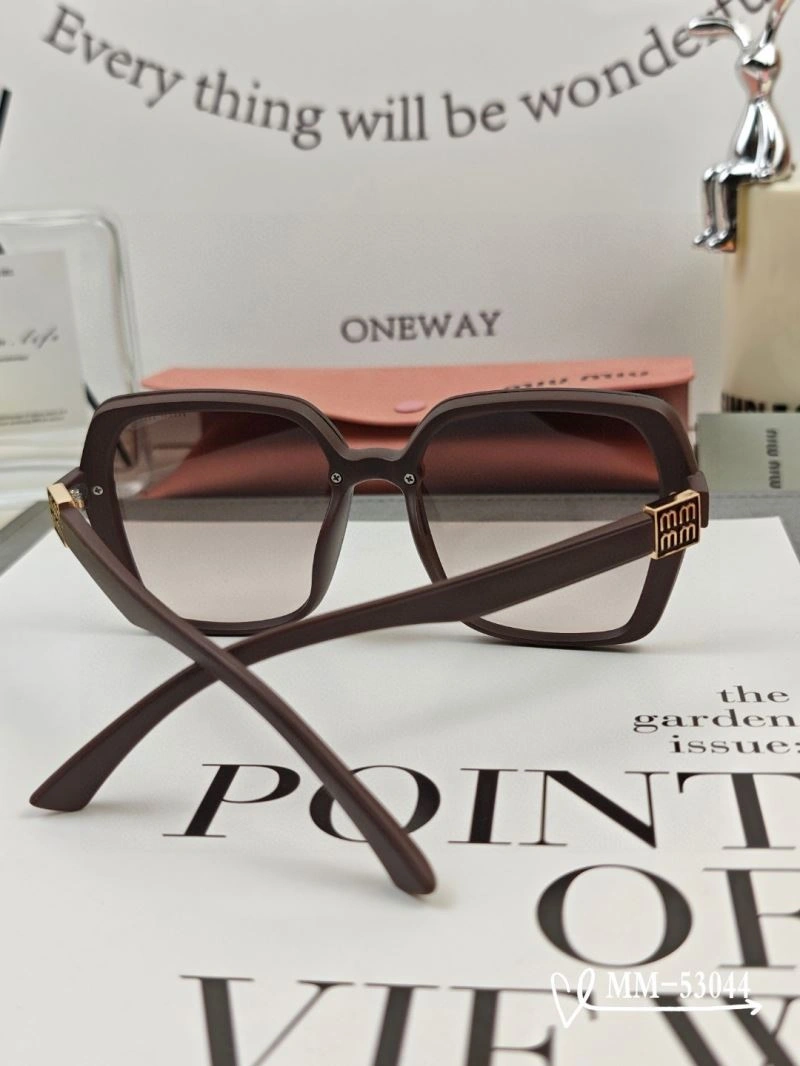 ComfortFit Miu Miu Sunglasses 281394