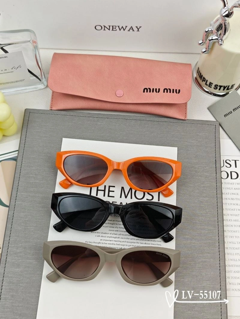 Contemporary Miu Miu Sunglasses 281410