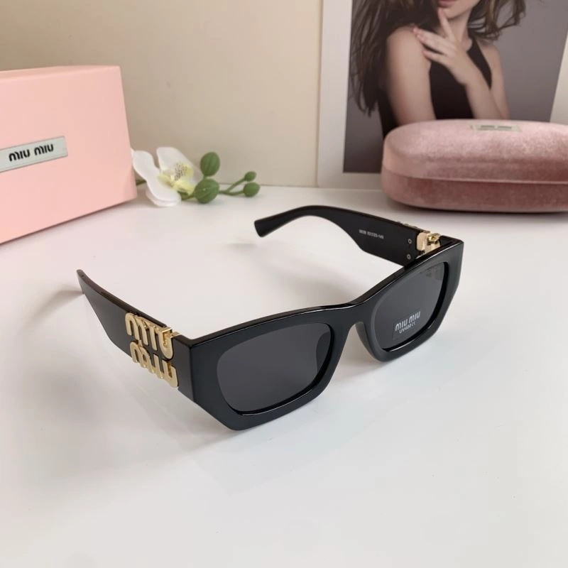 OdorResistant Miu Miu Sunglasses 281387