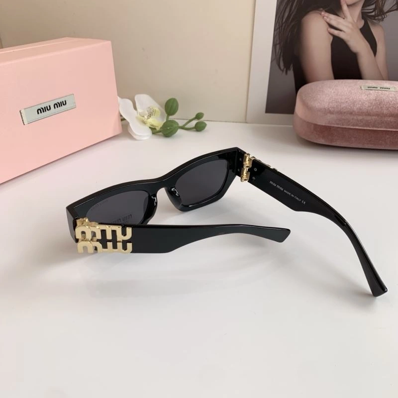 OdorResistant Miu Miu Sunglasses 281387