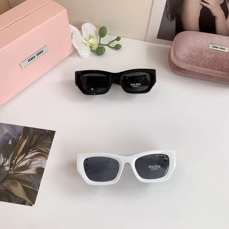 Miu Miu Sunglasses NewStyle 281384