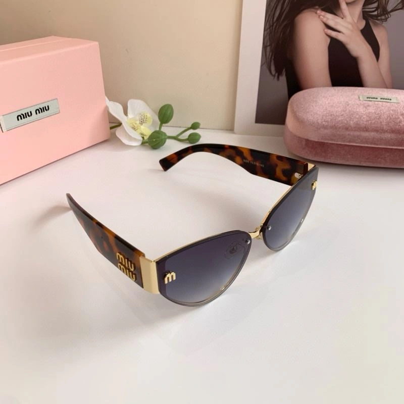 Durable Miu Miu Sunglasses 281383