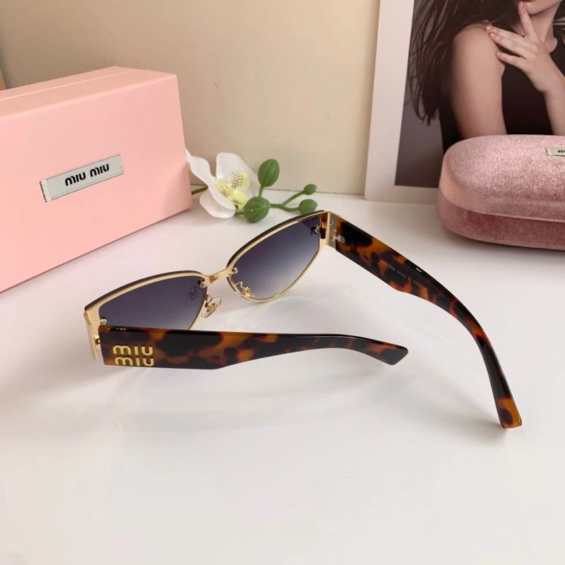 Durable Miu Miu Sunglasses 281383