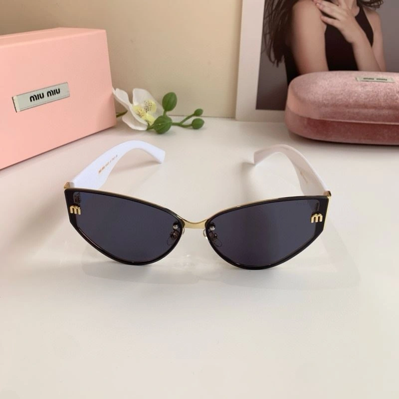 SoftTouch Miu Miu Sunglasses 281382