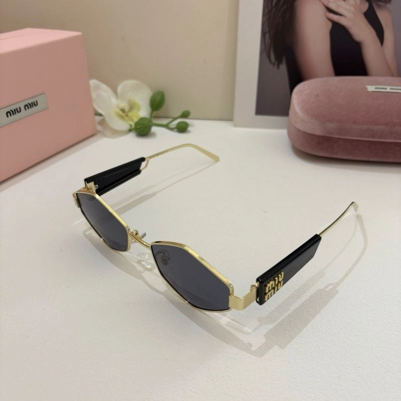 Miu Miu Sunglasses QuickDry 281381