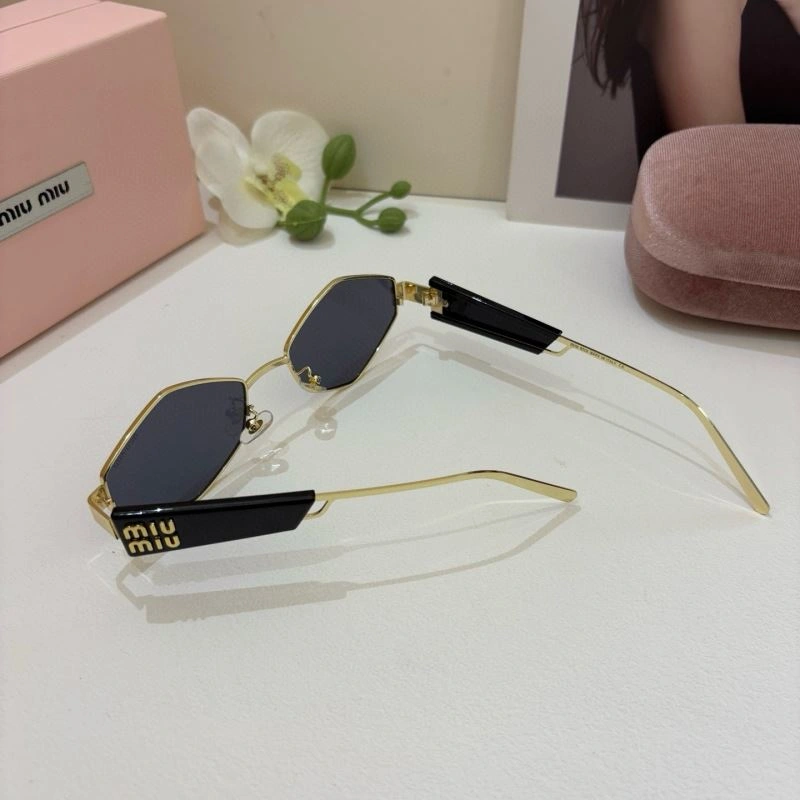 Miu Miu Sunglasses QuickDry 281381