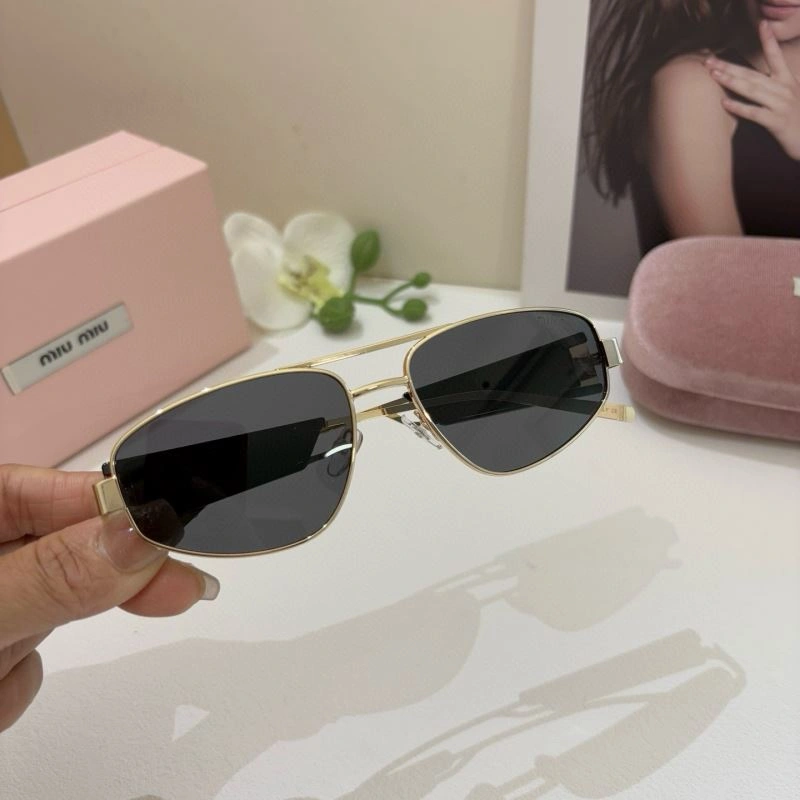 OdorResistant Miu Miu Sunglasses 281368
