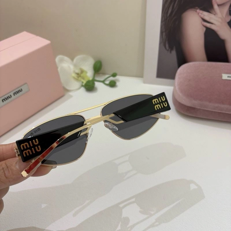 OdorResistant Miu Miu Sunglasses 281368