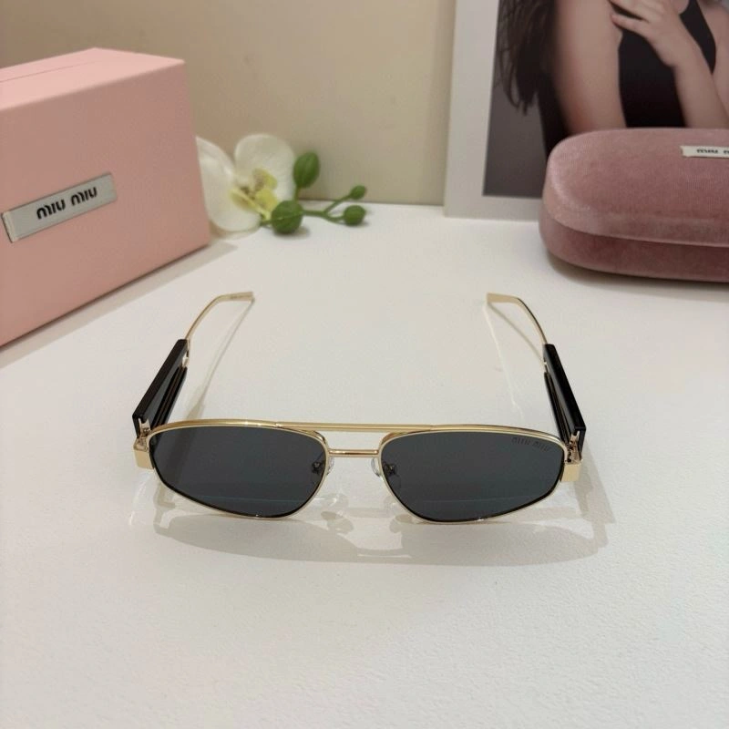 OdorResistant Miu Miu Sunglasses 281368