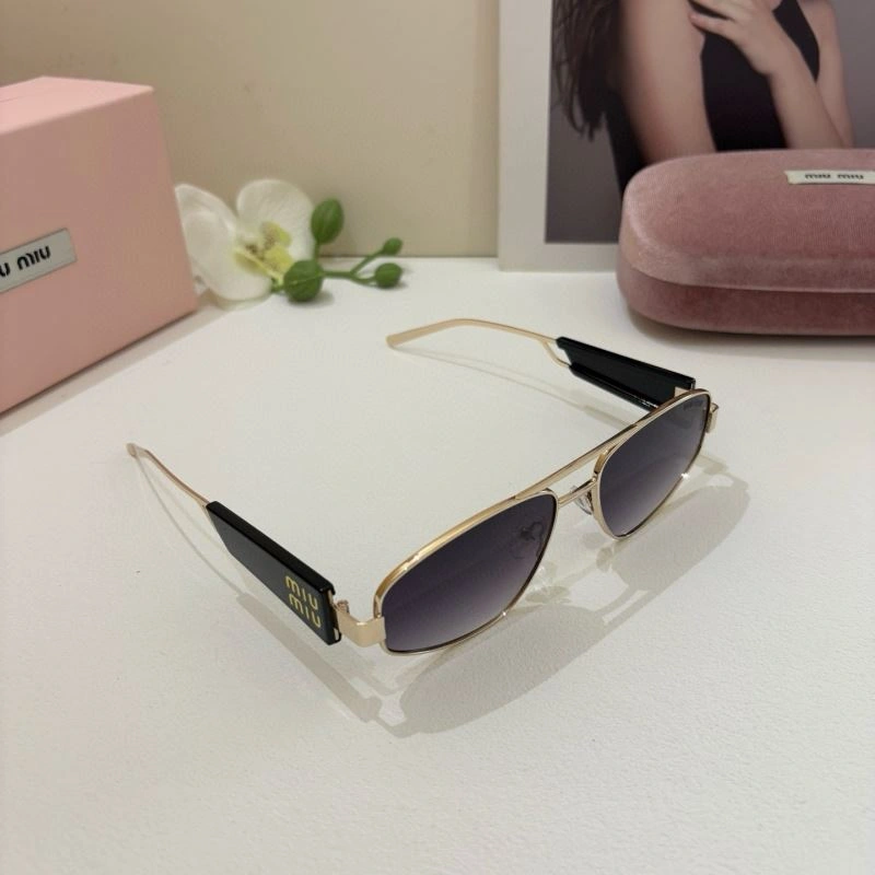 WrinkleFree Miu Miu Sunglasses 281360