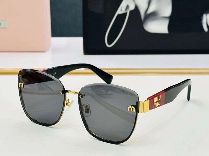UrbanStyle Miu Miu Sunglasses 281371