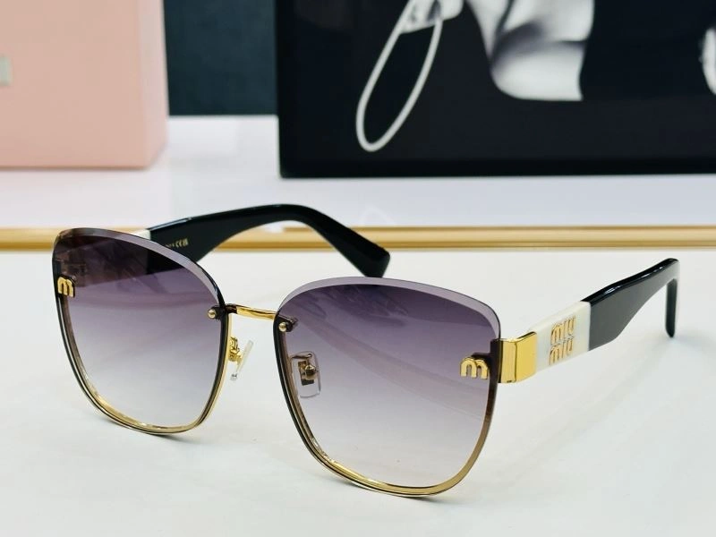 UrbanStyle Miu Miu Sunglasses 281371