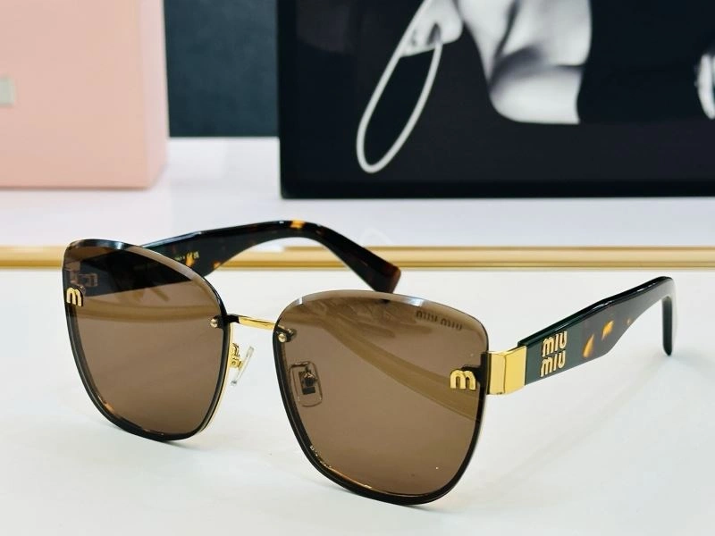 UrbanStyle Miu Miu Sunglasses 281371